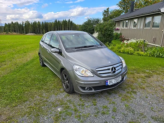Mercedes-Benz B180 D
