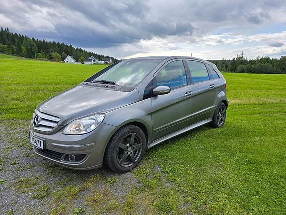 Mercedes-Benz B180 D 2007 photo 3