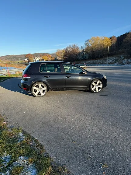 Volkswagen Golf 2009 photo 3