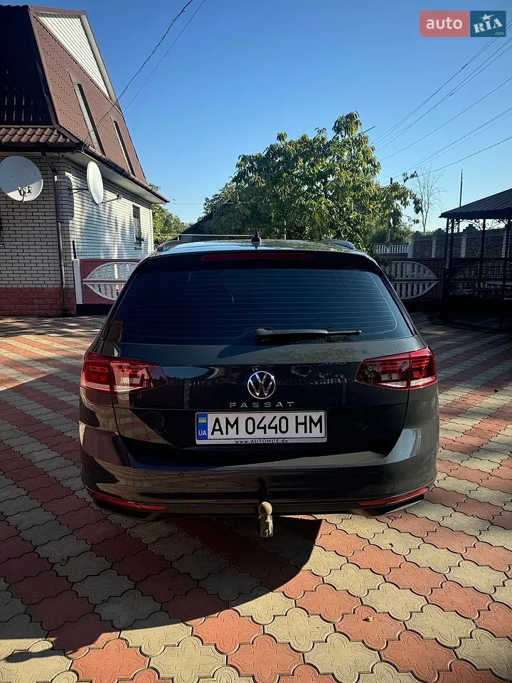 Volkswagen Passat 2021 photo 4
