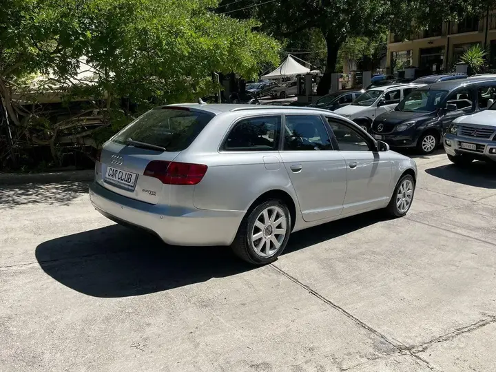 Audi A6 Avant 2005 photo 5