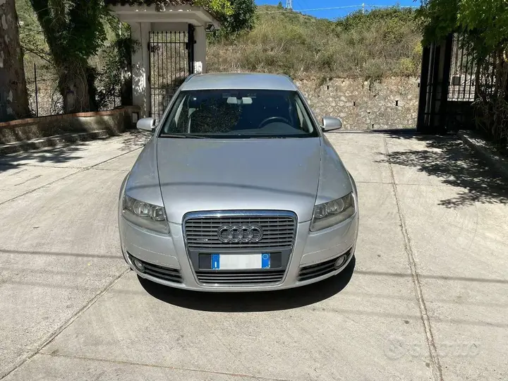 Audi A6 Avant 2005 photo 2