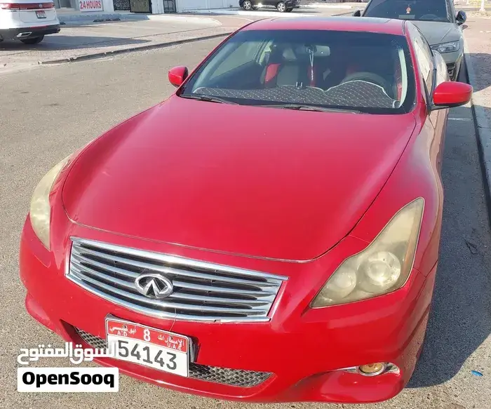 Infiniti G37 2012 photo 2