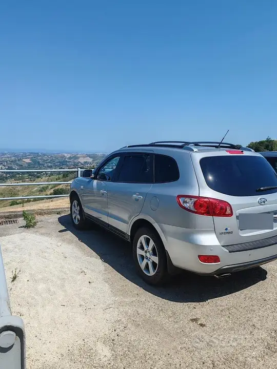 Hyundai Santa Fe 2007 photo 2