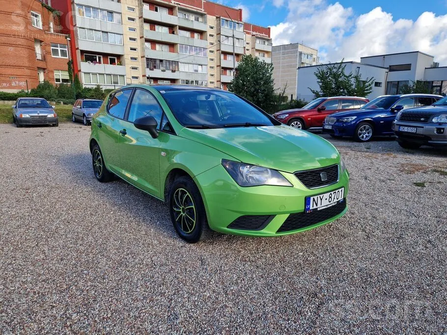 Seat Ibiza 2012 photo 2