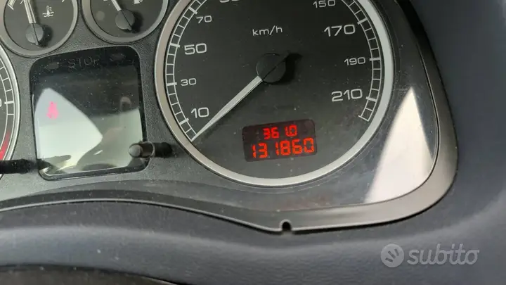 Peugeot 307 2003 photo 3