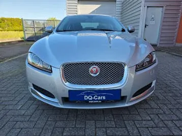 Jaguar Xf 2014 photo 2