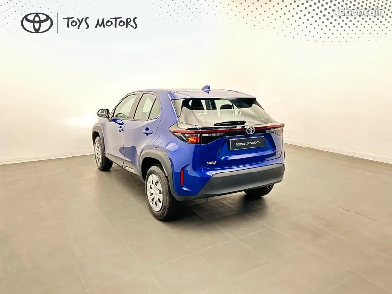 Toyota Yaris Cross 2025 photo 3