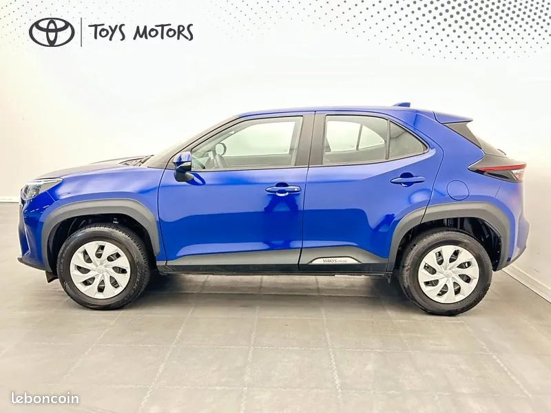 Toyota Yaris Cross 2025 photo 2