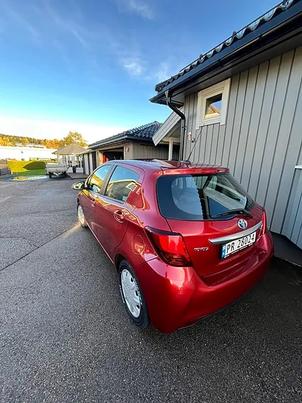 Toyota Yaris 2014 photo 5