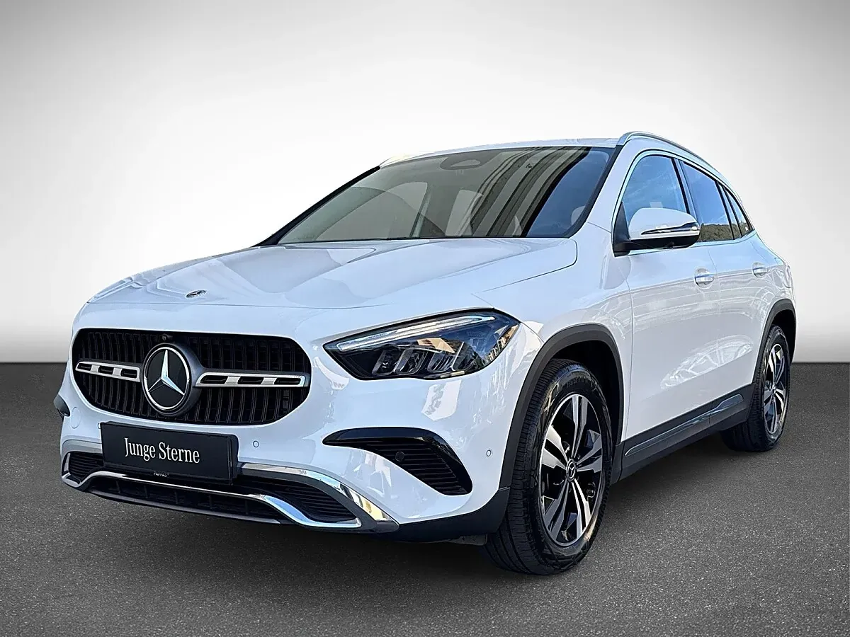 Mercedes-Benz Gla Class 2025 photo 2