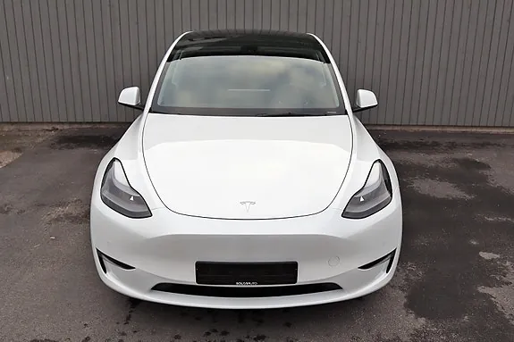 Tesla Model Y 2022 photo 3