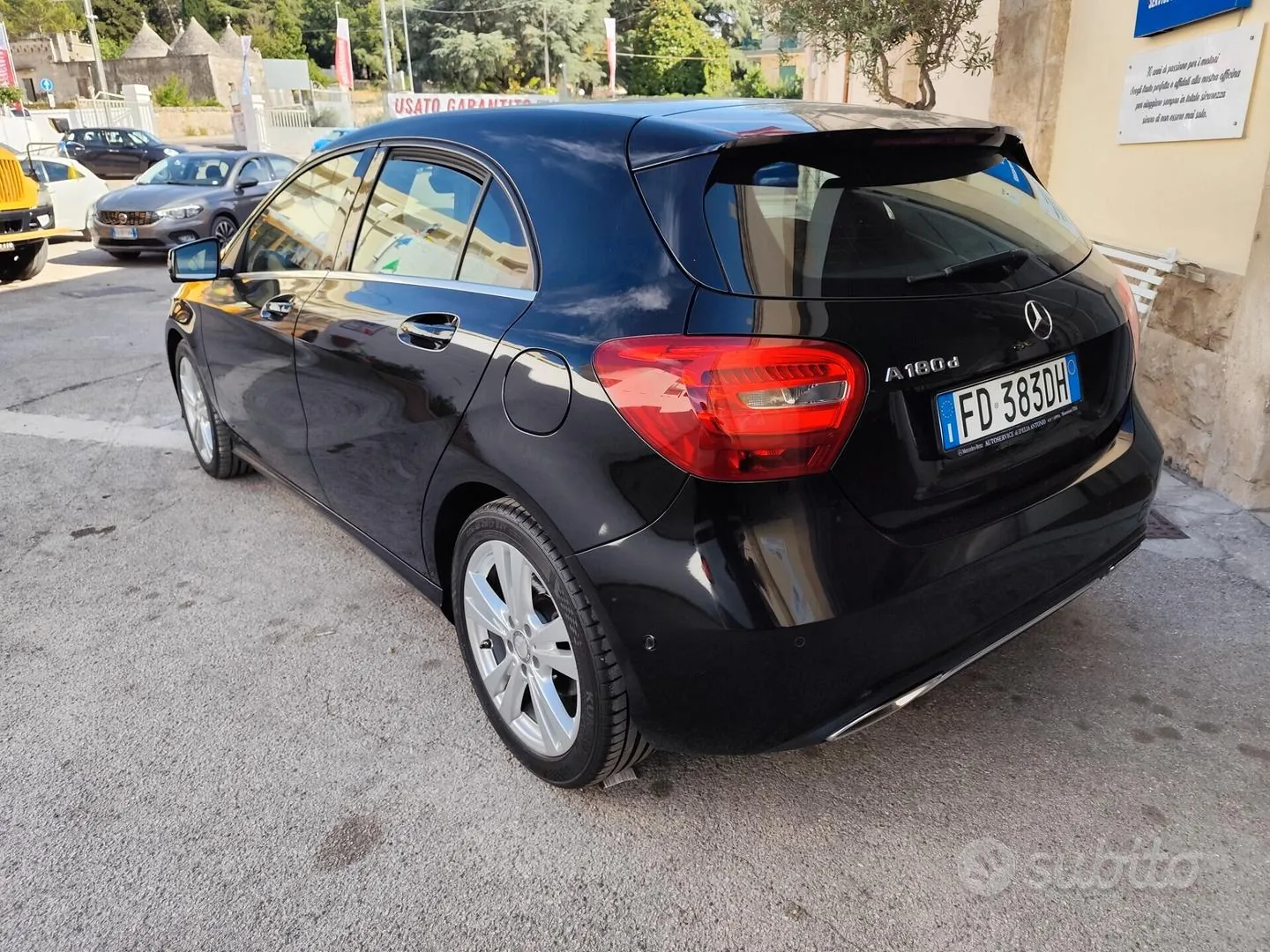 Mercedes-Benz A 180D 2016 photo 4