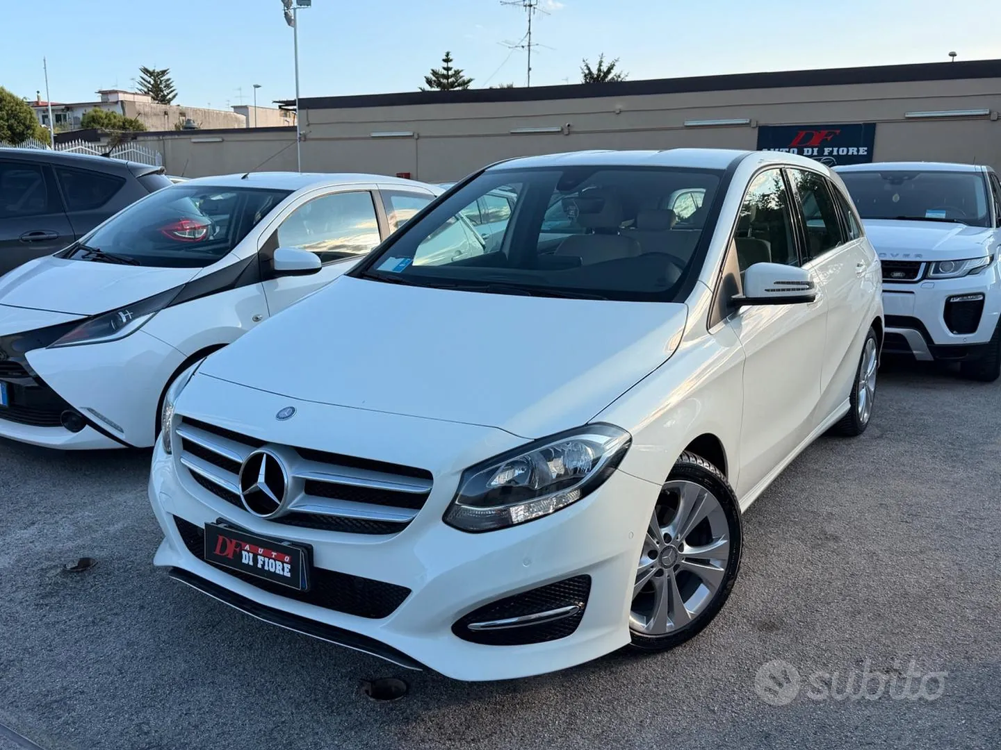 Mercedes-Benz B-Class 2015 photo 2