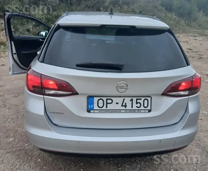 Opel Astra 2018 photo 4