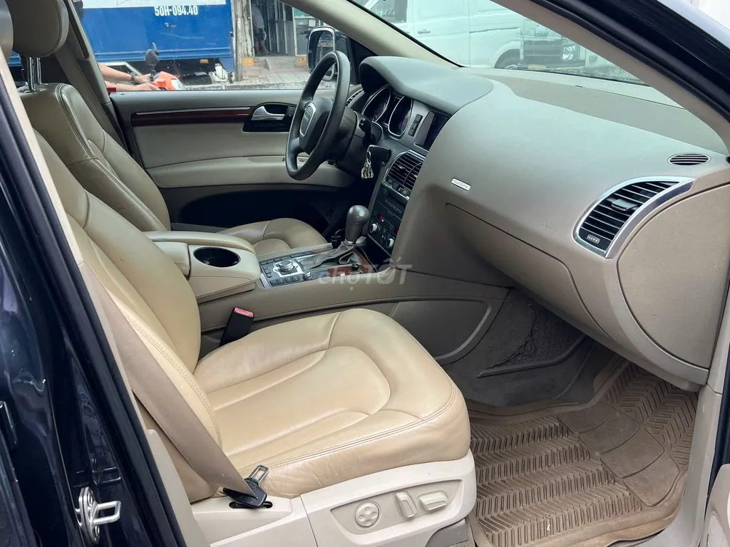 Audi Q7 2008 photo 5