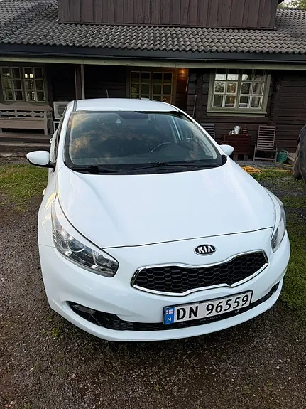 Kia Ceed 2012 photo 3