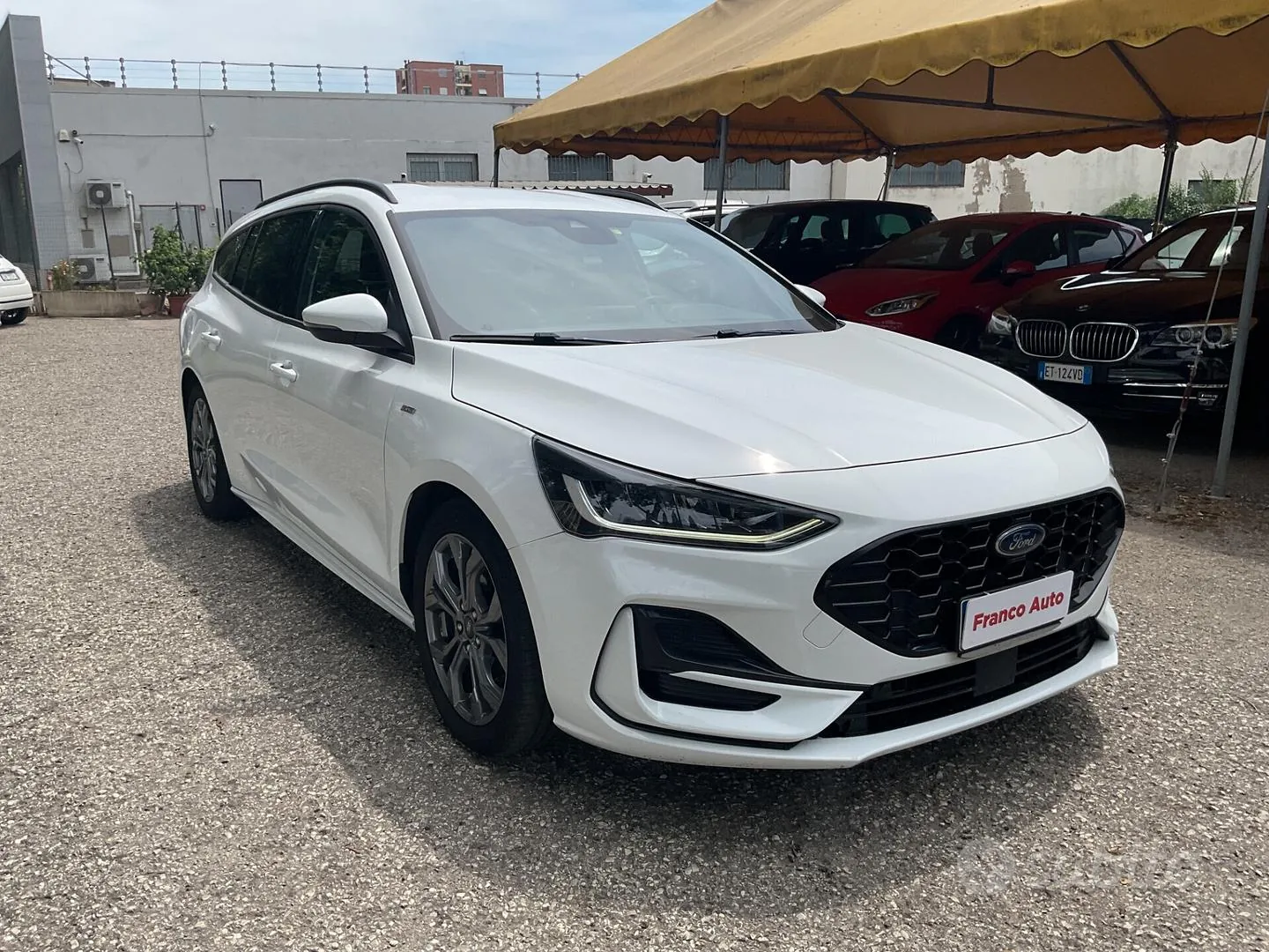 Ford Focus 2023 photo 3