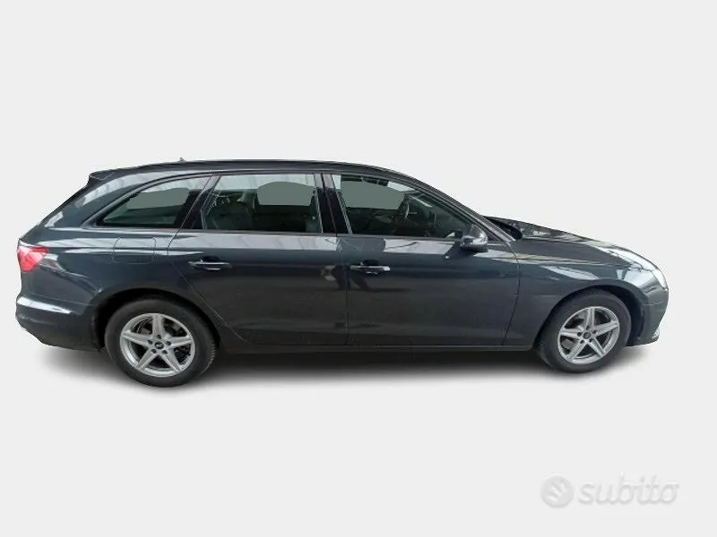 Audi A4 Avant 2021 photo 3