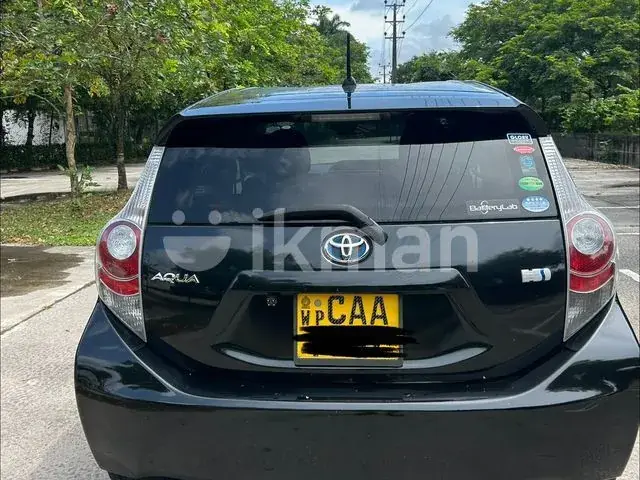 Toyota Aqua 2014 photo 5