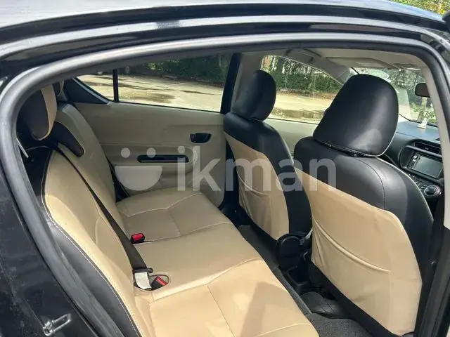 Toyota Aqua 2014 photo 4