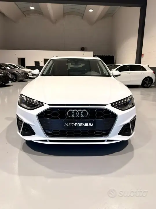 Audi A4 Avant 2023 photo 3