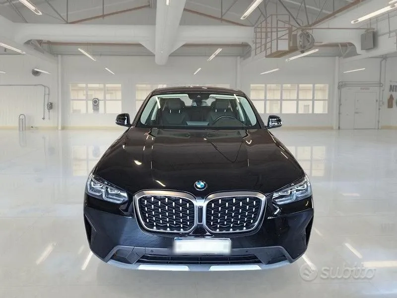 BMW X4 2023 photo 2