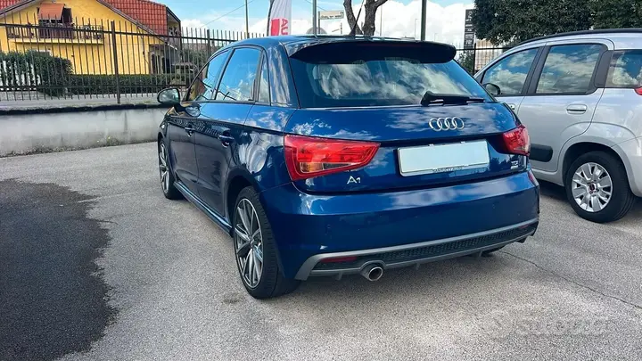 Audi A1 2015 photo 2