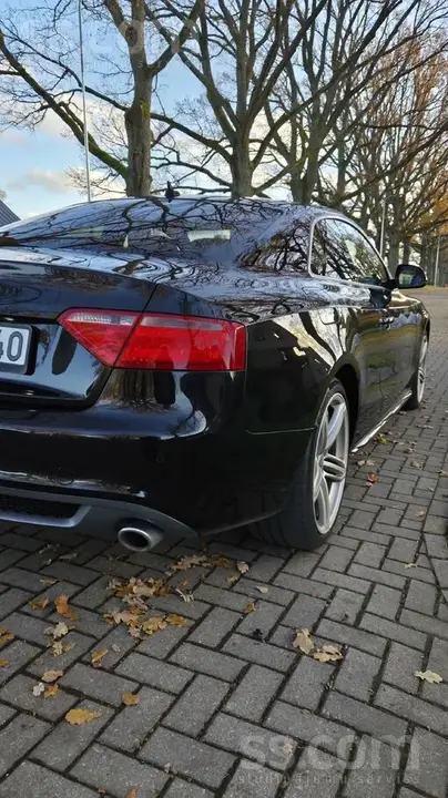 Audi A5 2010 photo 5