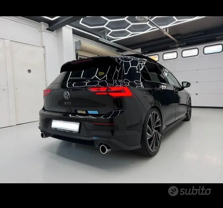 Volkswagen Golf 8 Gti 2020 photo 3