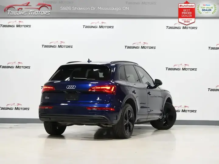 Audi Q5 2023 photo 2