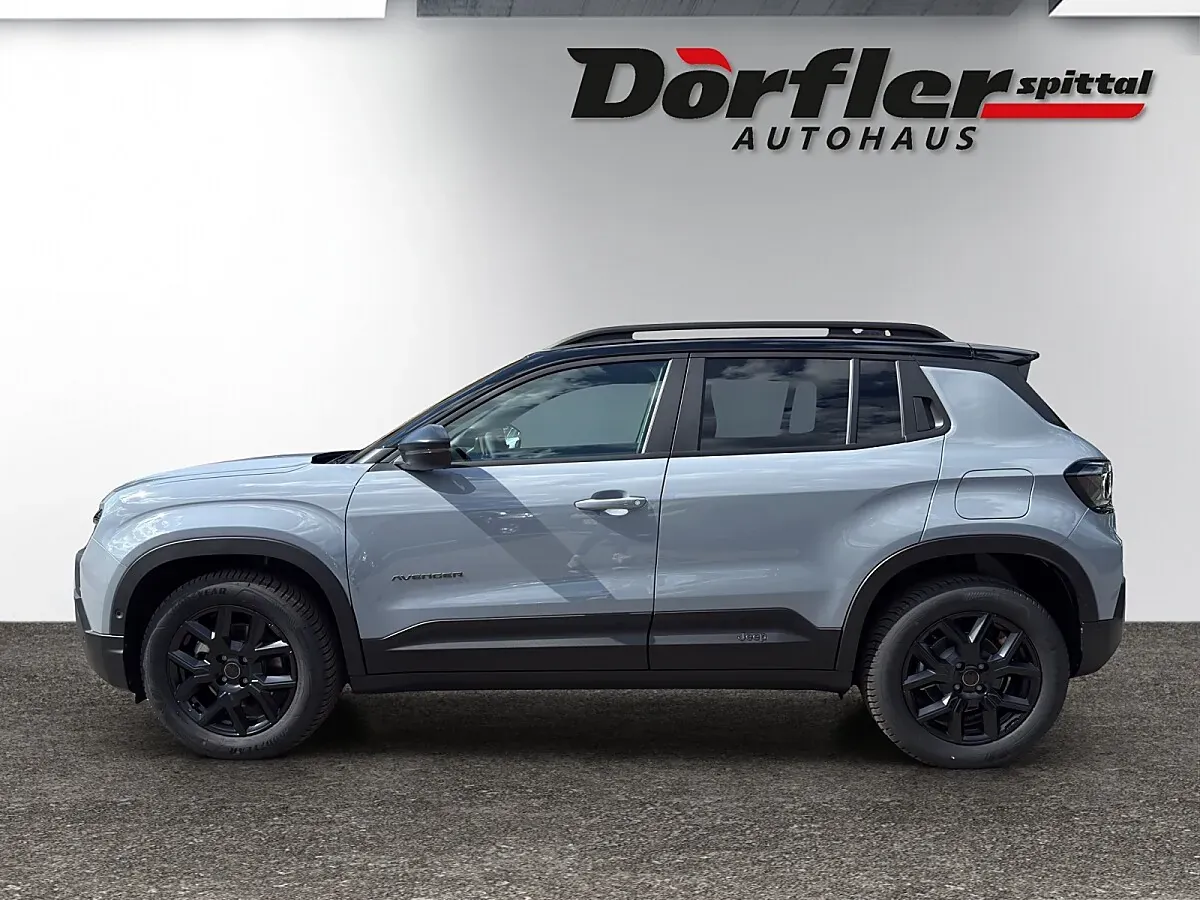 Jeep Avenger photo 2