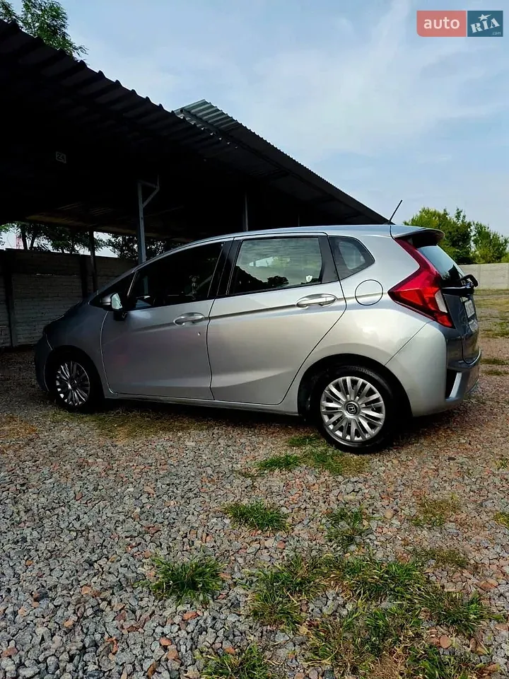 Honda Fit 2016 photo 3