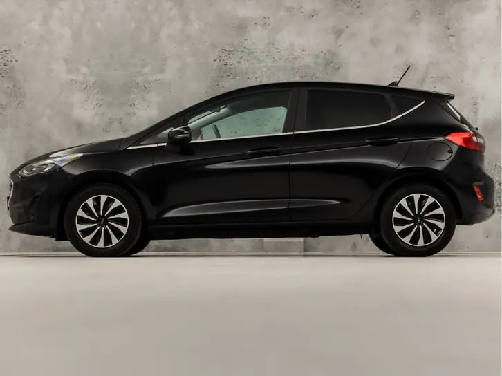 Ford Fiesta 2022 photo 2