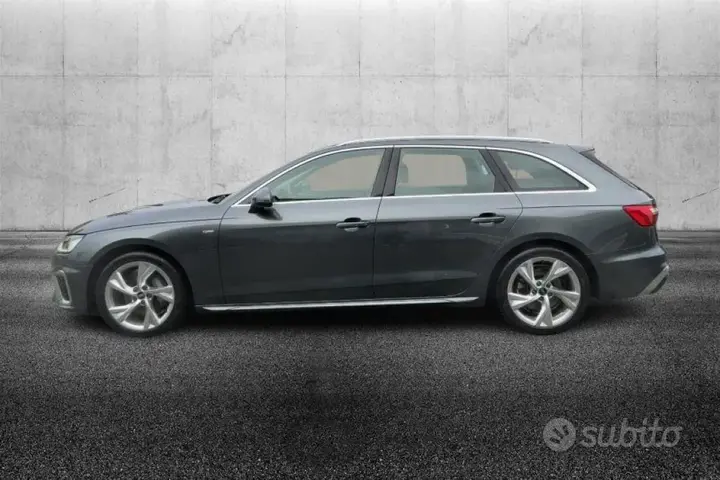 Audi A4 Avant 2022 photo 4