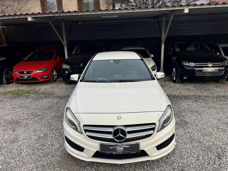 Mercedes-Benz A180 2013 photo 2