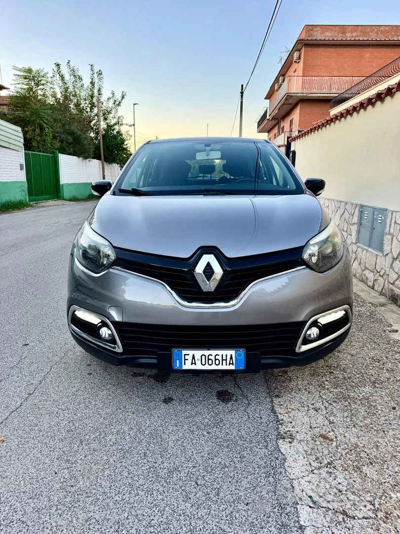Renault Captur 2016 photo 2