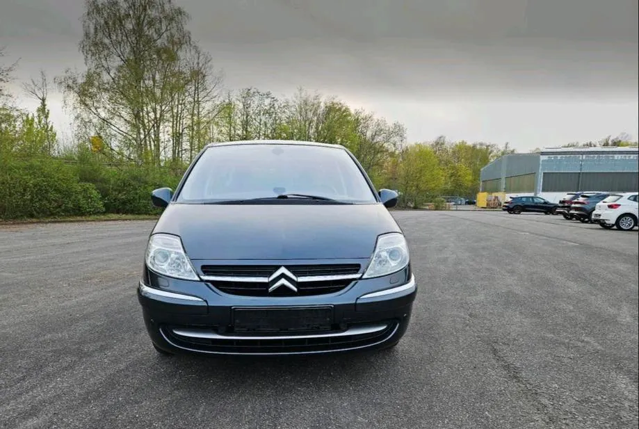 Citroen C8