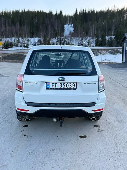 Subaru Forester 2011 photo 5