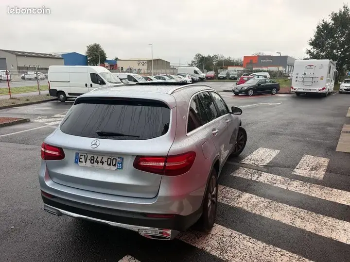 Mercedes-Benz Glc 2015 photo 2