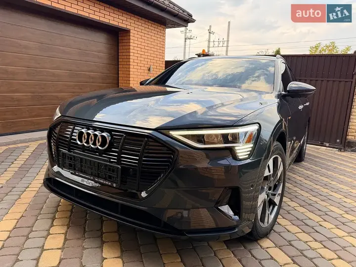 Audi E-Tron 2022 photo 5