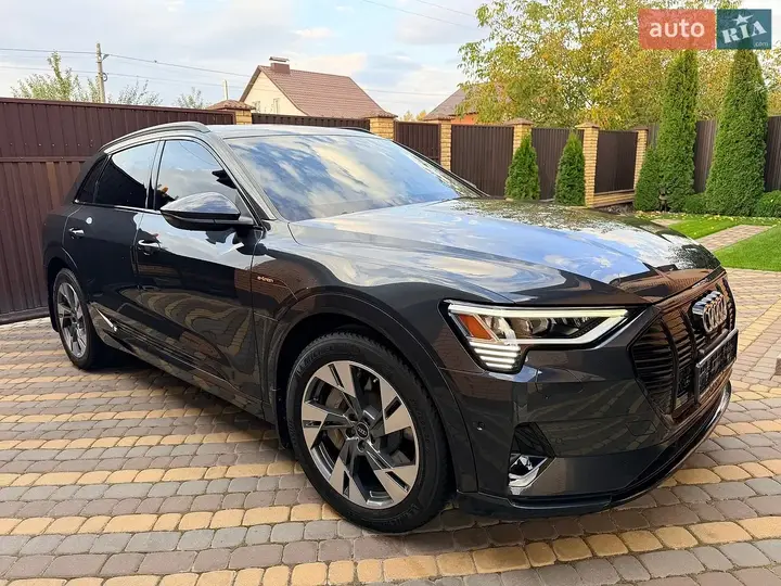 Audi E-Tron 2022 photo 4
