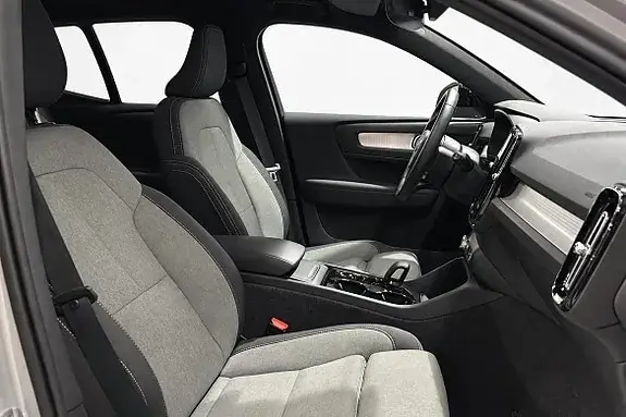 Volvo Xc40 2025 photo 5