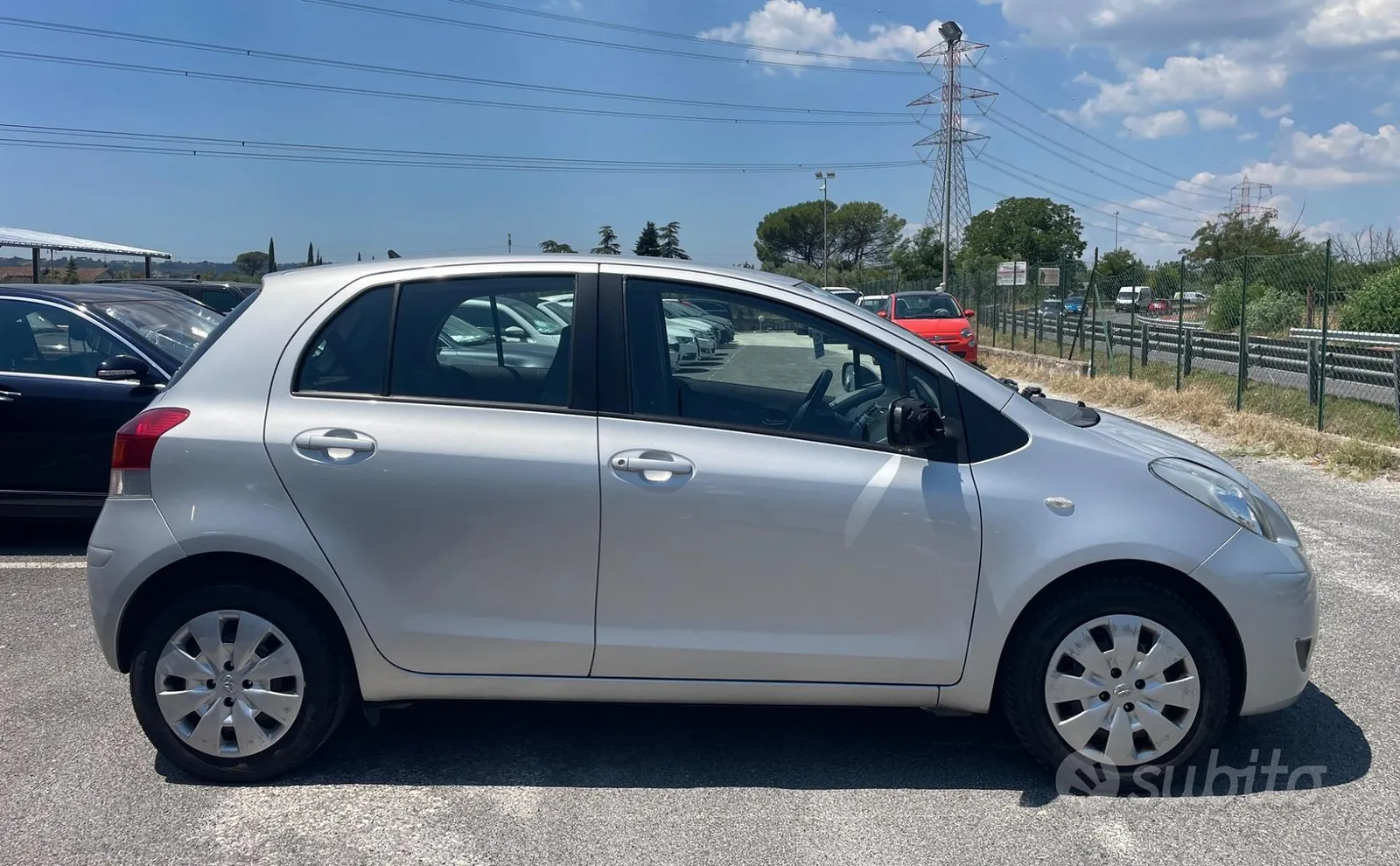Toyota Yaris 2009 photo 3
