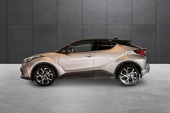 Toyota C-Hr 2020 photo 2