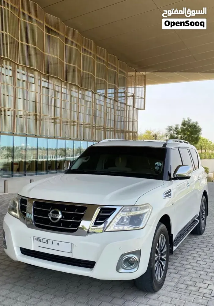 Nissan Patrol 2013 photo 2
