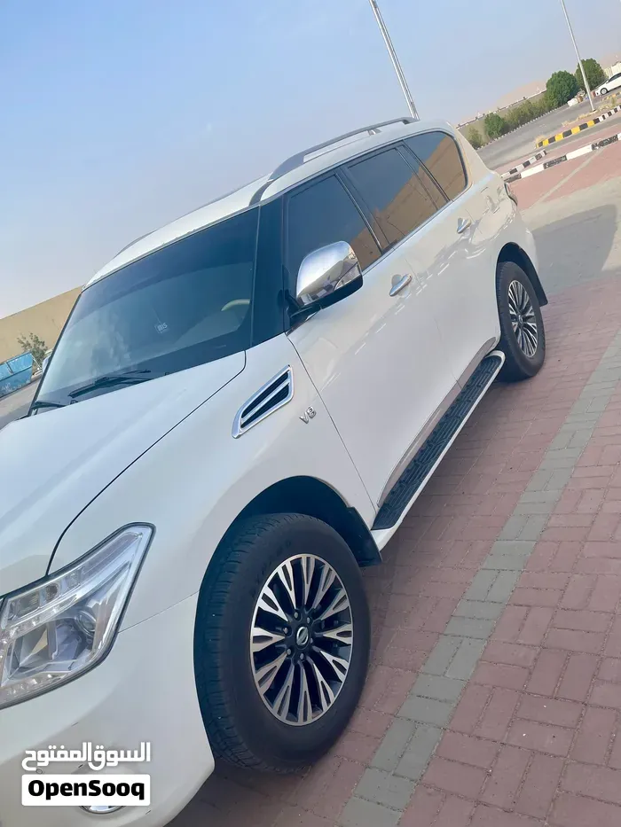 Nissan Patrol 2013 photo 4
