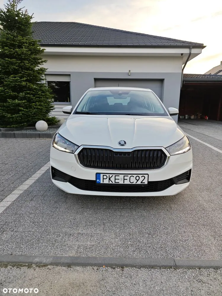 Skoda Fabia 2023 photo 3