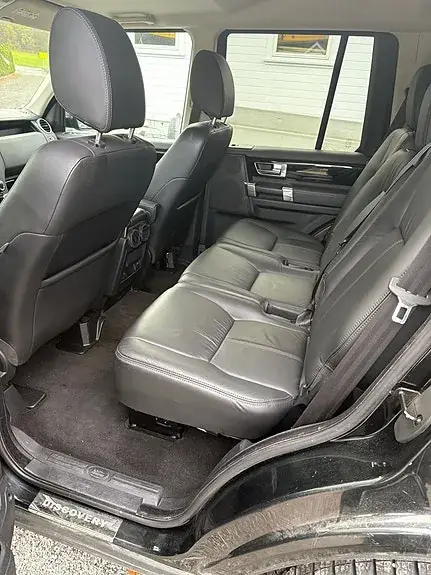 Land Rover Discovery 4 2011 photo 3