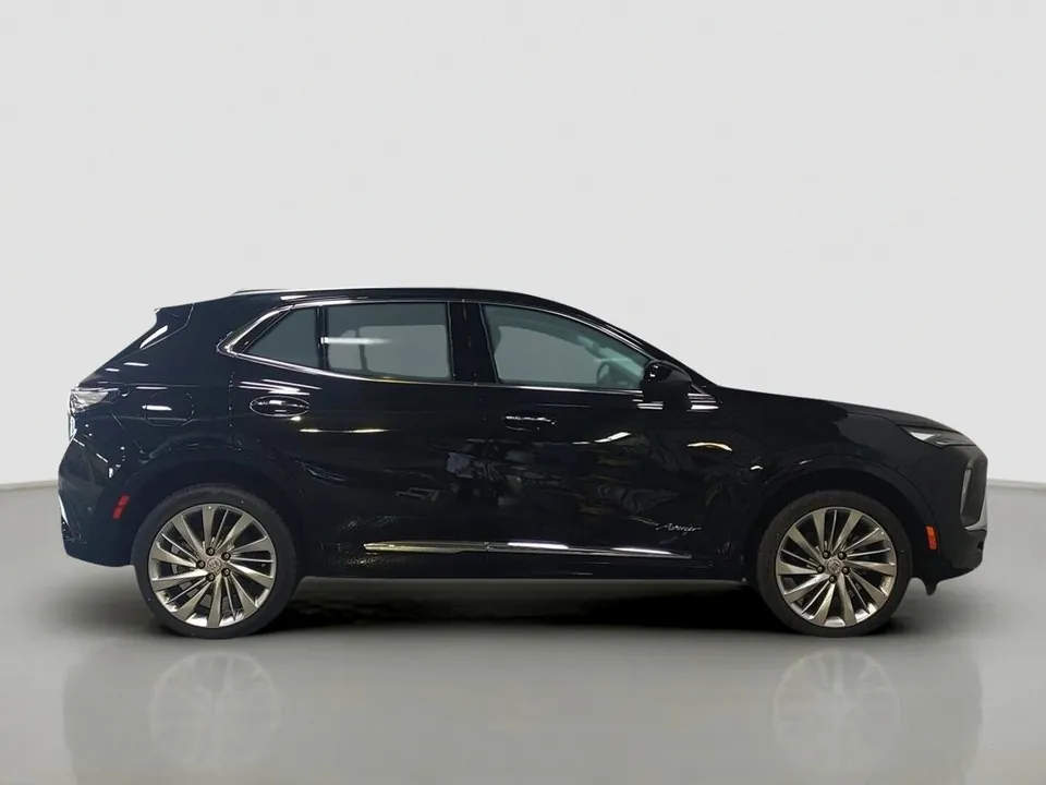 Buick Envision 2026 photo 2